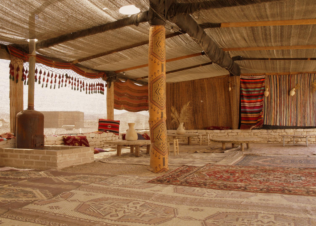 Incense And Spice Route Inn Zofar Zimmer foto